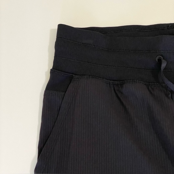 Lululemon Dance Studio Crop II 20” Unlined Lightweight Performance Pant Black 4 - Picture 12 of 16